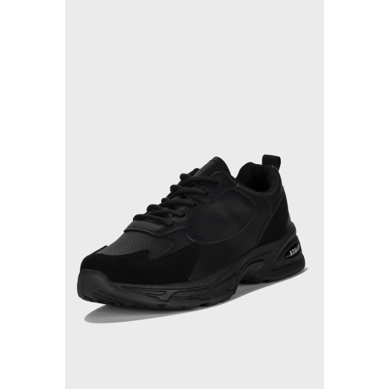 Кросівки жіночі