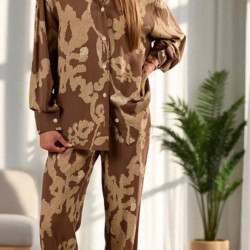 Костюм жіночій