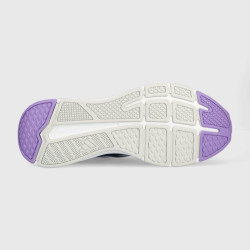 Кросівки жіночі