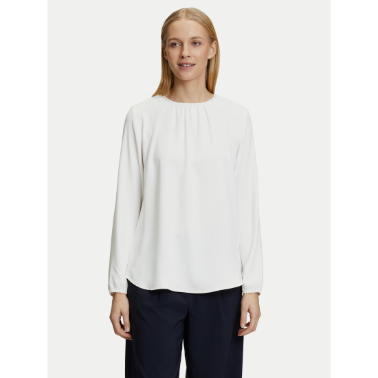 Блузка жіноча