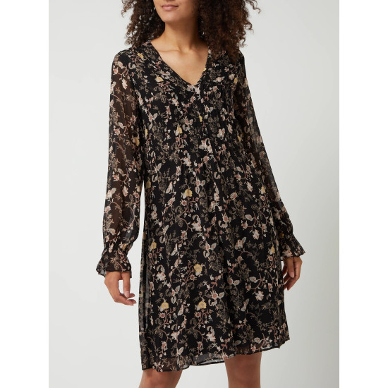 Сукня жіноча